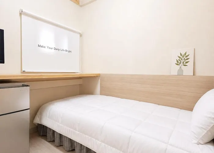 401,20 Minutes To Gangnam Hongdae, Guesthouse, Single Room,itaewon, Shared Bathroom,